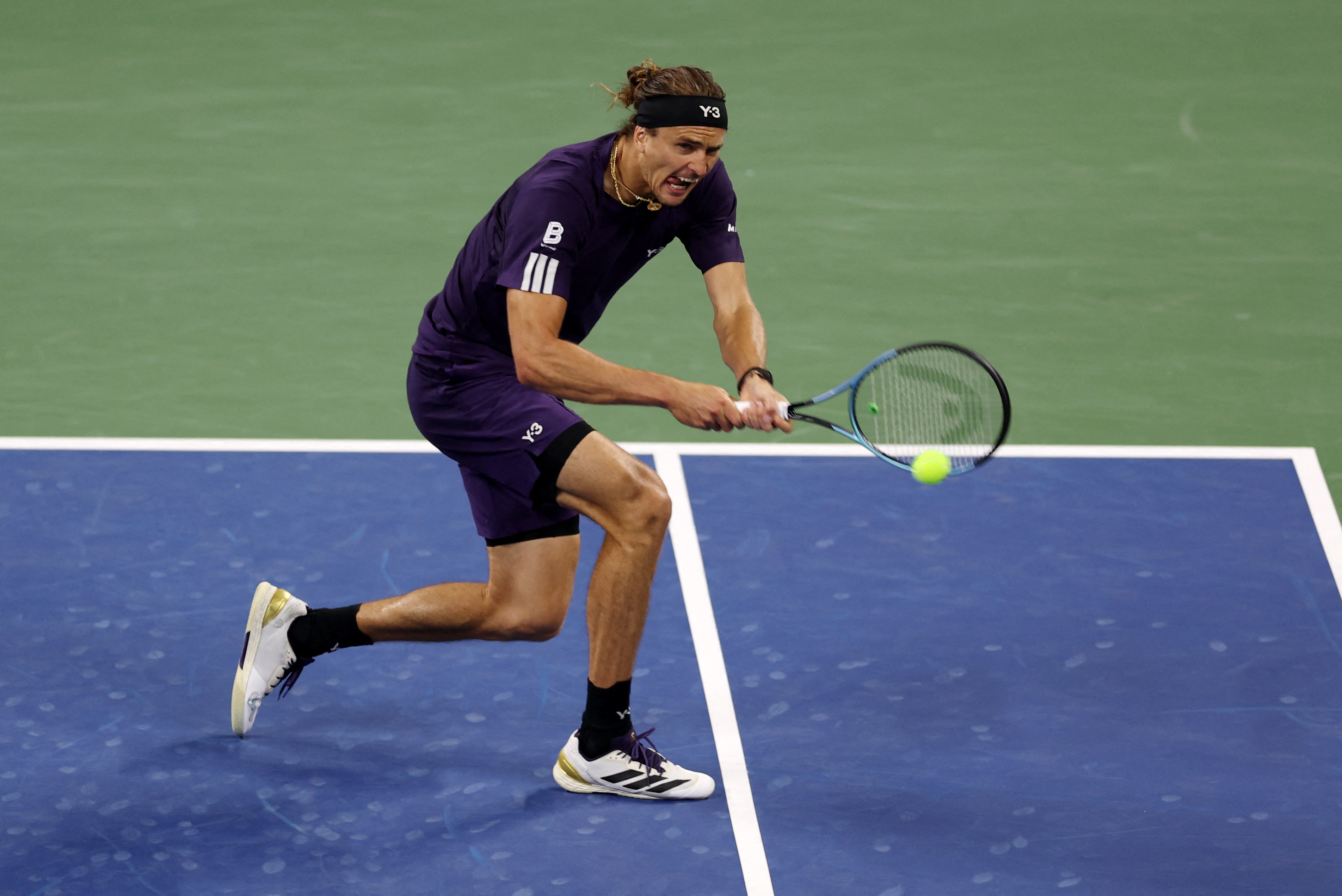 美网险胜年终总决赛，兹维列夫高光表现