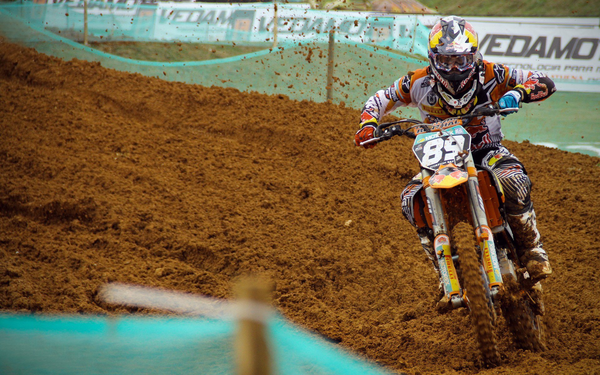 曼城强势晋级洪都拉斯,卡瓦哈尔在NBA总决赛接管比赛,体育世界的跨界交响